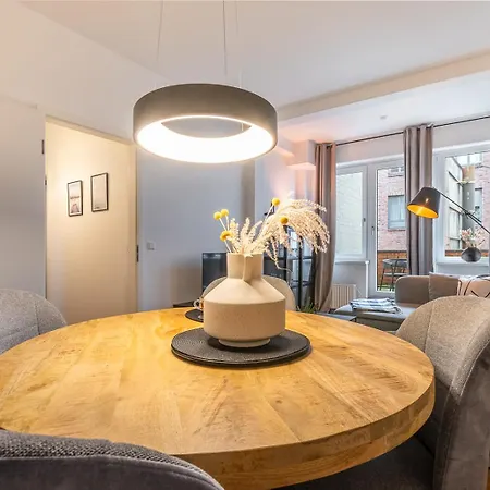 Apartment Hygge: Design - 6 Personen - Zentral